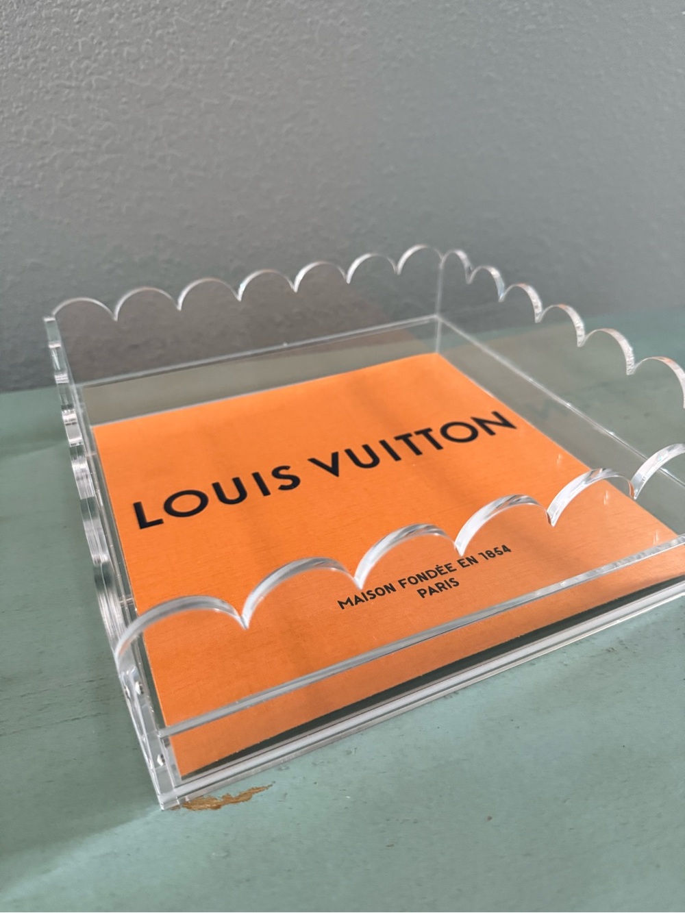 *Handmade* Acrylic Vanity Tray with Louis Vuitton Authentic Shopping Bag - Picture 4 of 6